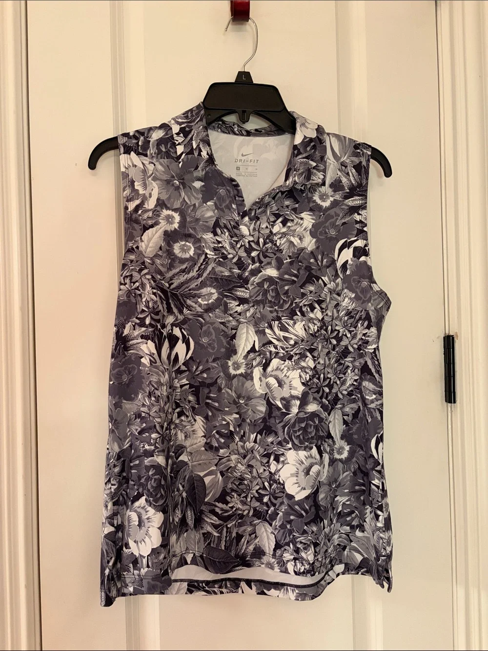 Nike Golf Dri-FIT Sleeveless Floral Print Polo Shirt Grey White Size Medium